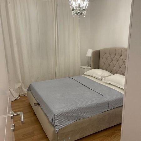 Apartment Leon Makarska Bagian luar foto