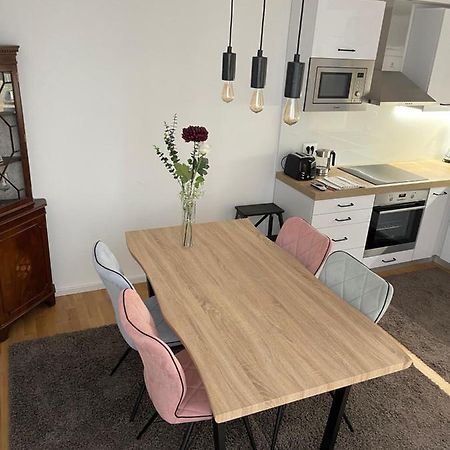Apartment Leon Makarska Bagian luar foto