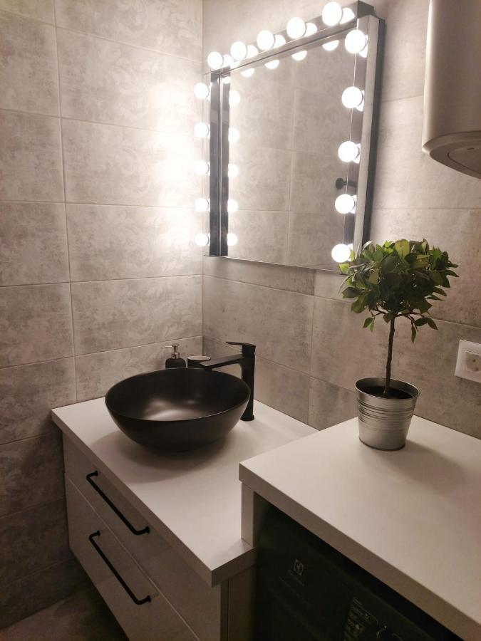 Apartment Leon Makarska Bagian luar foto