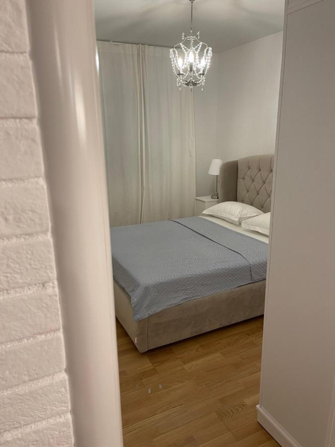Apartment Leon Makarska Bagian luar foto
