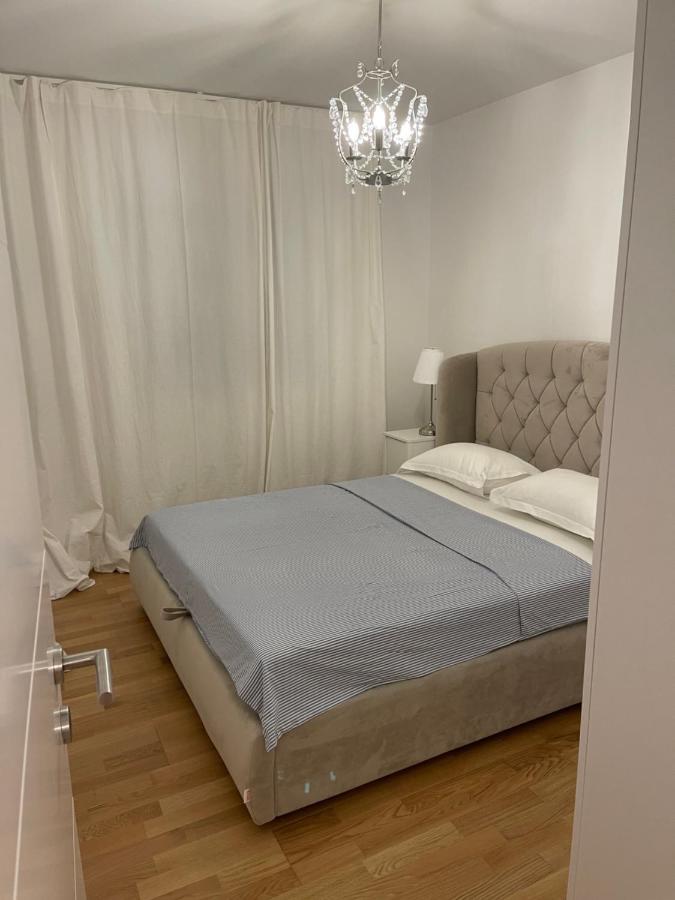 Apartment Leon Makarska Bagian luar foto